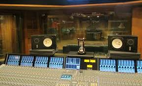 「YAMAHA NS-10」の画像検索結果