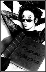 Isabelle Adjani ile ilgili görsel sonucu