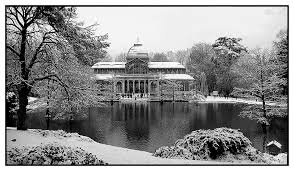 Snowy Crystal Palace - Madrid by ~Oogui on deviantART - Snowy_Crystal_Palace___Madrid_by_Oogui