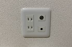 Image result for コンセント　穴 %