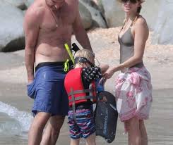 Image result for Maclaren Easy Traveller Naomi Watts and Liev Schreiber