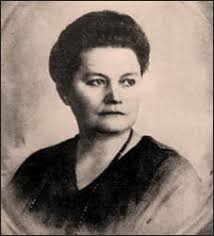 Hedwig Courths-Mahler heette eigenlijk Ernestine Friederike Elisabeth. Ze werd geboren op 18 februari 1867 te Nebra/Unstrut in ... - courthsmahlerhedwig