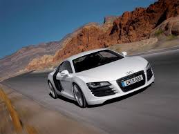      audi r8 Images?q=tbn:ANd9GcTOElWp_s73wkqD9KA-B1ZgCae-y6qXUI1ZxZAMdZkwf763nETy