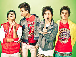 Mico! Restart usa m&uacute;sicos de apoio durante o show, diz jornal ...