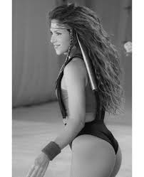 Resultado de imagem para "shakira" calcinha