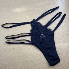 Resultado de imagem para "shakira" calcinha