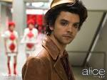 Andrew-Lee Potts as Hatter in Alice. Photo copyright of The Syfy Channel - alice7