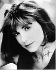 Dinah Manoff Photos