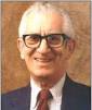 Benjamin Bloom. 1948. Edita la taxonomía de los objetivos pedagógicos en el ... - evt110728143900037