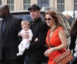 John Travolta: Baby Benjamin in Paris unterwegs | Promiflash. - john-travolta-kelly-preston-und-baby-benjamin-r2