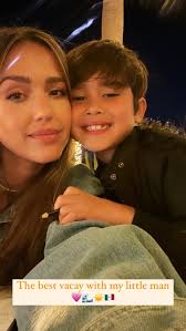 Image result for Maclaren Volo  Jessica Alba