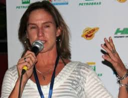 Tetracampeã brasileira, Andrea Lopes abandona as competições ... - surf_andrealopes_aposentadoria
