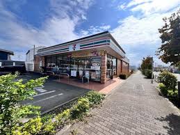 Image result for 武蔵村山市岸2丁目〈中古〉JR八高線「箱根ヶ崎」駅バス６分停歩４分　閑静な住宅地　前面道路が広いのでクルマの運転が苦手な方も車庫入れ楽々！　全居室収納充実！