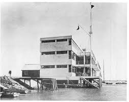 Image result for Royal Corinthian Yacht Club Burnham On Crouch
