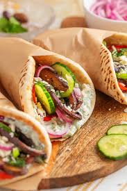 Attēlu rezultāti vaicājumam “Fuligo gyrosa macro”