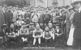 Dieses Foto wurde als Postkarte am 30.5.1913 an meinen Großonkel Carl Schürmann in Münster geschickt: Vielleicht erkennt der eine oder andere Dortmunder ...