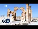 Islamic State gains a foothold in ancient town of Palmyra, Syria.