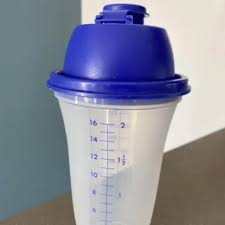 Kuvahaun tulos haulle Tupperware quick shake