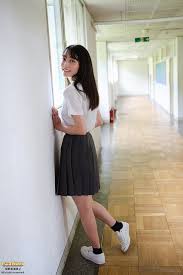 Image result for 17歳の現役女子高生