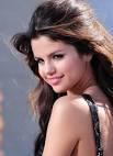 Selena Gomez Stylish Outfits