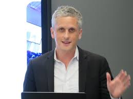 「アーロン・ユージック」の画像検索結果