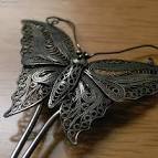 insect / Fashion accessory / Handworks / Butterfly / macro, closeup / insect - via Daymix