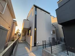 Image result for 立川市栄町4丁目〈新築〉多摩モノレール「立飛」駅徒歩13分　3LDK　リビングイン階段　食洗機　電動シャッター　駐車2台可能　住宅性能表示W取得（設計＋建築）　耐震等級3　長期優良住宅　断熱等級6　