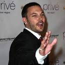 OMG: Kevin Federline parabeniza Britney Spears por seu recente noivado ... - images?q=tbn:ANd9GcTbC6iA0J0kwy4XFw5-HNQXRtBGOYQ_LtwmrafFkUmJxMAvOMBvVj154qdHXw