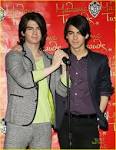 Photos of jonas brothers wax figures 03 | Jonas Brothers Wax ... 