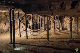 Znalezione obrazy dla zapytania kopalnia