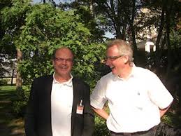 Konrad Oelmann und Dr. Jörg Clauer Bei schönstem Wetter waren auch die Wege von einem Veranstaltungsort zum nächsten sehr angenehm, ...