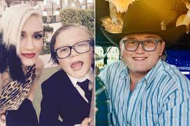 Image result for Queen B by Bumbleride $428 Gwen Stefani and Gavin Rossdale with Kingston and Zuma at the LA zoo