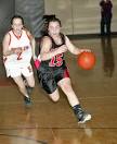 Photos: Belchert
own girls hoop ...