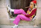 File:WomanSmokingCigarCuba12.jpg - Wikimedia Commons