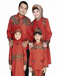 Model Baju Muslim Sarimbit Terbaru untuk