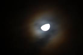 Attēlu rezultāti vaicājumam “Lunar corona”