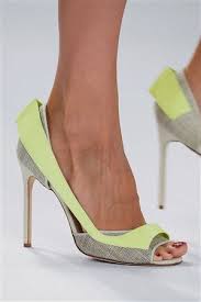 Trend Model Sepatu dan Sandal Wanita Terbaru 2016