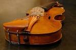 String instrument, Violin, - via Daymix