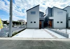 Image result for 東大和市芋窪4丁目〈新築〉多摩モノレール「上北台」駅徒歩14分　ZEH水準省エネ住宅　太陽光発電採用住宅　長期優良住宅　敷地面積広々42坪以上　全居室南向き　浄水器　浴室乾燥機　全3棟C号棟