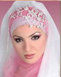 Hanya Ingin Tau: 5 Tips Memilih Jilbab Sesuai Bentuk Wajah