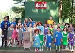 NSDCs Show Club Production of Annie    The North Star  The