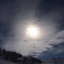 Attēlu rezultāti vaicājumam “Lunar corona”