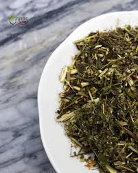 Attēlu rezultāti vaicājumam “Artemisia vulgaris leaf”