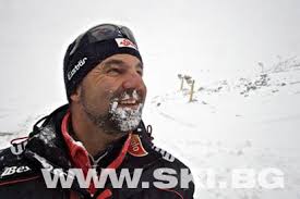Race director Rainer Gstrein welcomes the heavy snow at Rettenbachglacier, foto © Ernst Lorenzi/Оtztal Tourismus
