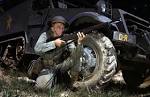 File:Infantryman in 1942 with M1 Garand, Fort Knox, KY.jpg ...