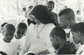 Image result for FOTO DE CARIDADE CRISTÃ