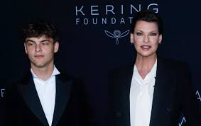 「リンダ・ヴァスティ」の画像検索結果