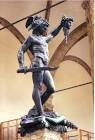 http://upload.wikimedia.org/wikipedia/commons/d/d6/Perseo_Cellini.jpg