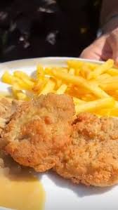 Image result for schnitzel mit pommes