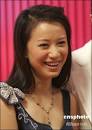 5月2日，倪虹洁在河南洛阳为婷美